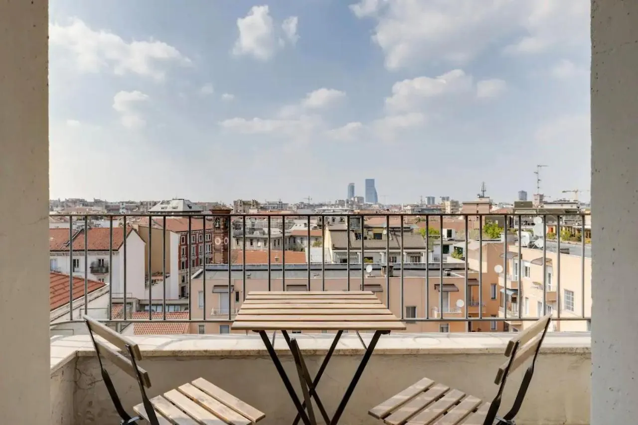 Navigli Loft - Hosted By Sweetstay Milan Apartment